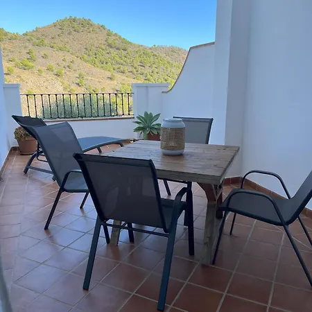 La Perla De & Apartment