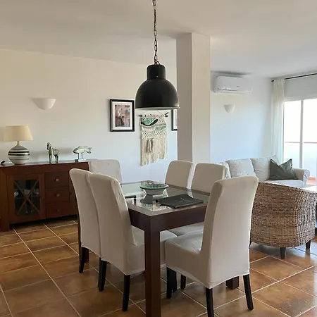 Apartment La Perla De & *